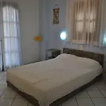 Pallas 4*