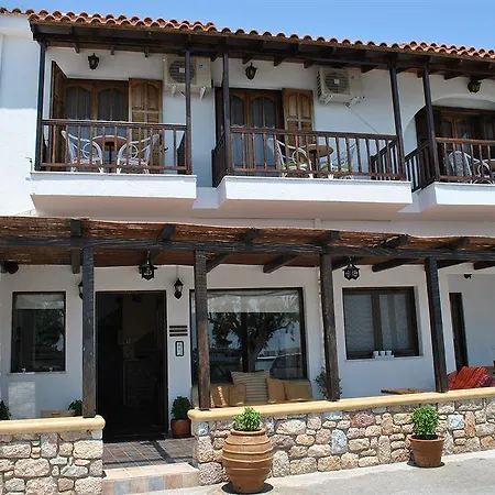 Pallas 엘라포니소스